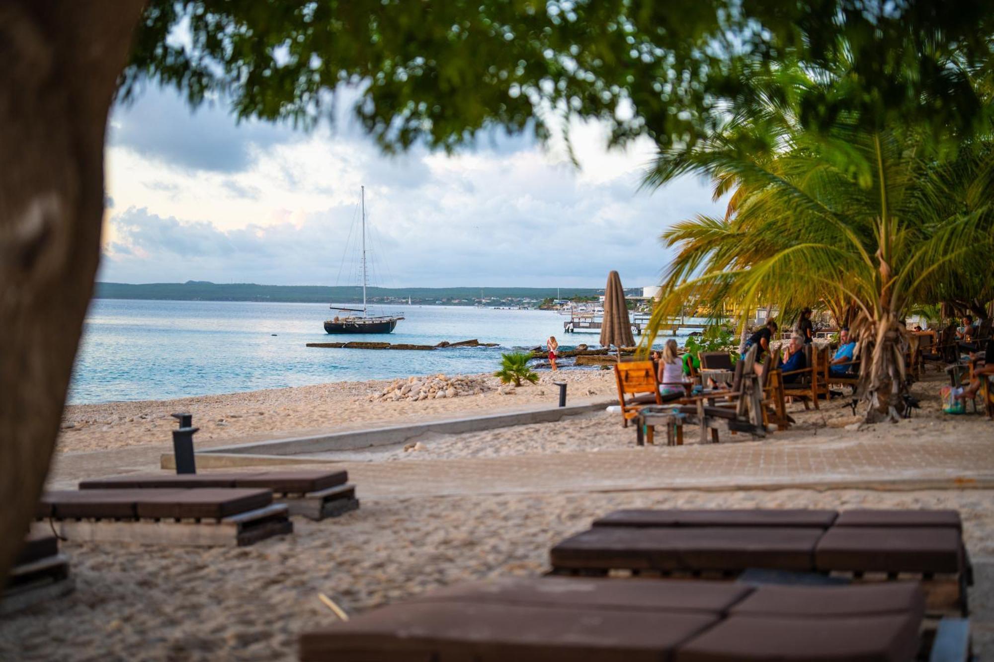 Chogogo Dive & Beach Resort Bonaire Playa Exterior foto